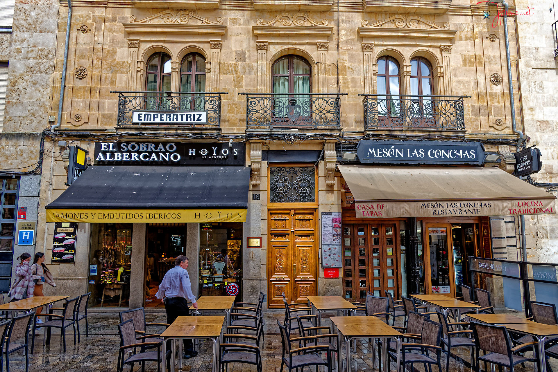 Une Boutique