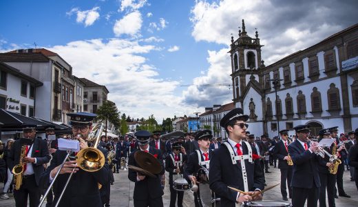 Le 50eme anniv de la revolution Portugaise