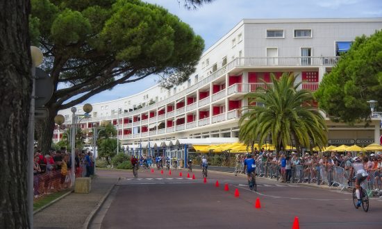 Centre Ville, jour de courses cyclistes