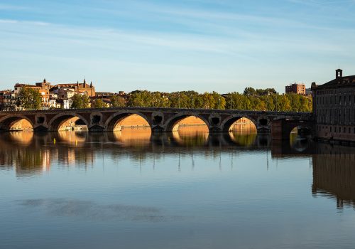 Quais de la Garonne, Pont Neuf, peut-être le plus vieux pont de Toulouse- Oct 2024